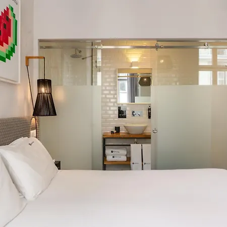 Urbano Flh 4* Lizbona