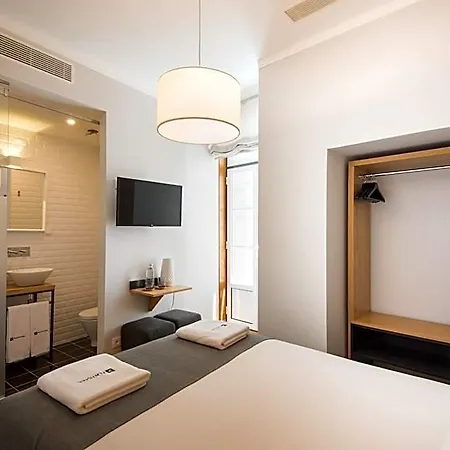 Urbano Flh Hotel