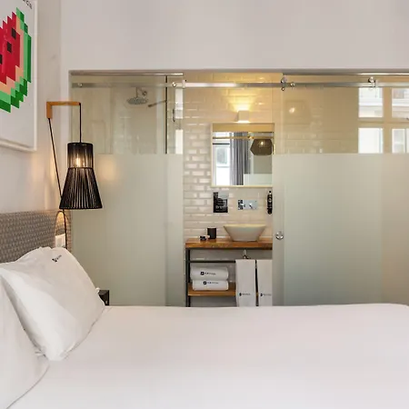 Urbano Flh Hotel